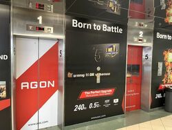 Sim Lim Square (D7), Retail #476869991